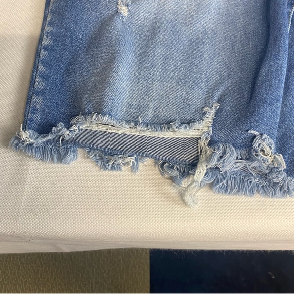 Distressed Denim Women Shorts - Picture 9 of 16
